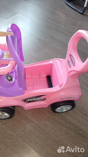 Машинка толокар