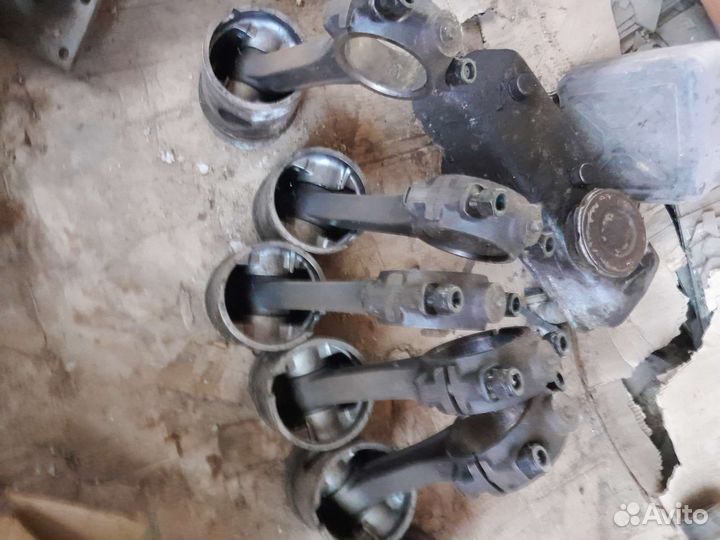 Двигателя DAF в разборе