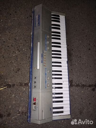 Синтезатор