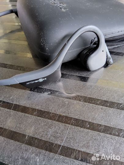 Беспроводные наушники Aftershokz