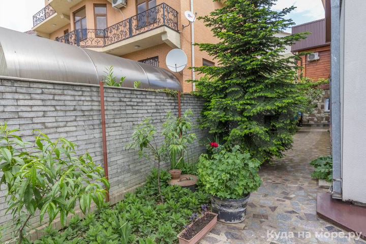 Комната 16 м², 1/3 эт.