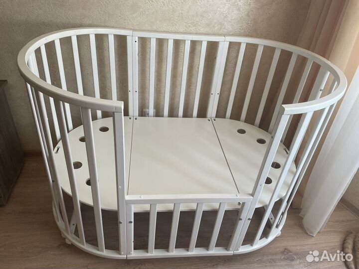 Кроватка для новорожденных