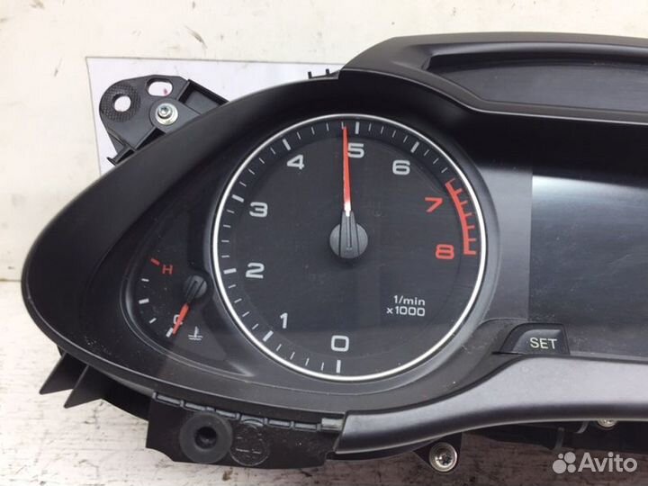 Панель приборов Audi A4 B8 2.0 tfsi