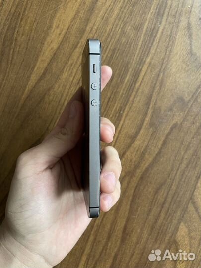 iPhone 5S, 32 ГБ