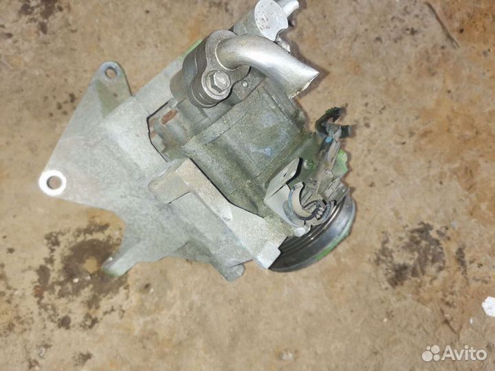 Компресор субару импреза 1.5