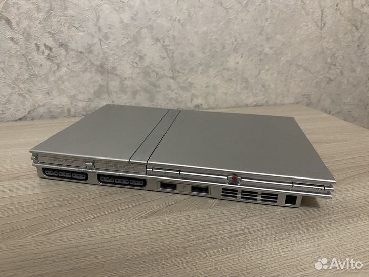 Sony PlayStation 2 Slim + 3 игры