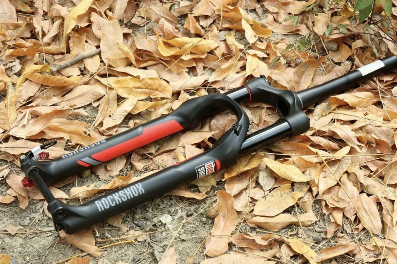 Вилка rock shox 29. Вилка Rock Shox Pike. ROCKSHOX 29. Rock Shox Pike 26. Rock Shox Pike 2018.