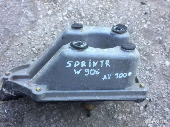 Кранштейн педали тормоза Mercedes sprinter w906