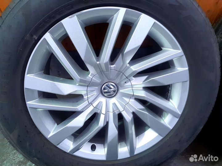 Оригинальные колеса Volkswagen Touareg III R19