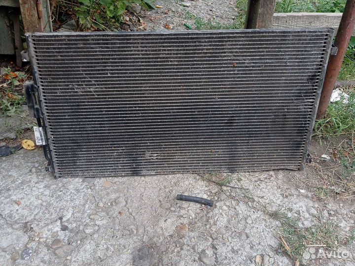 Радиатор кадицанер додже караван 4 2.4