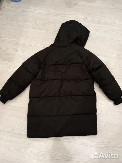 Демисезонный пуховик на девочку 134см