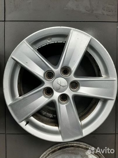 Диски литые на Mitsubishi R16 5/114.3
