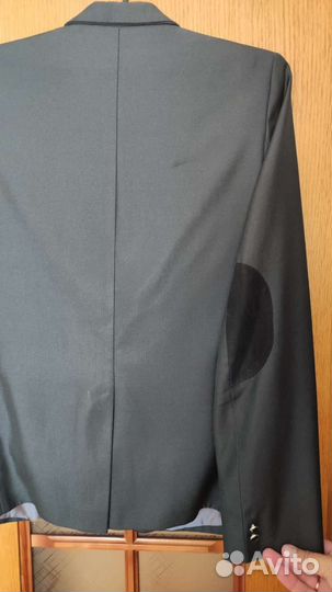 Школьный костюм