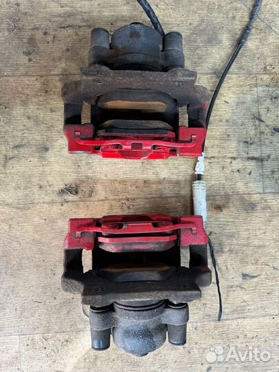 Суппорт тормозной задний правый/левый Bmw E90/Е92