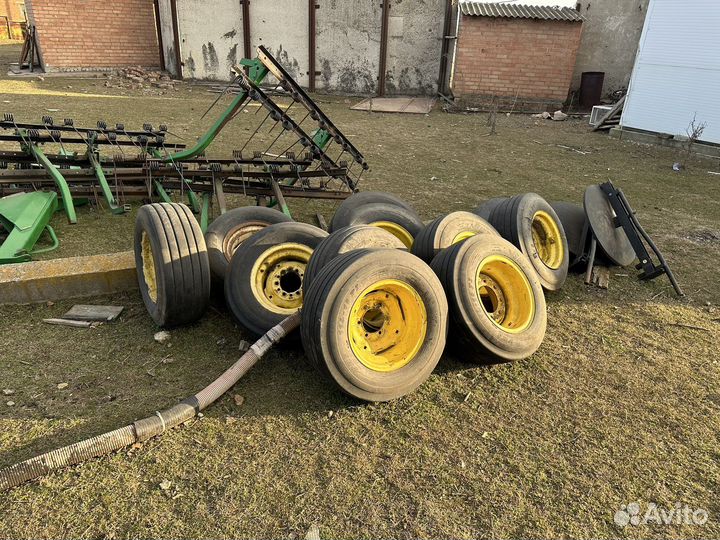 Бункер John Deere 1910, 2010