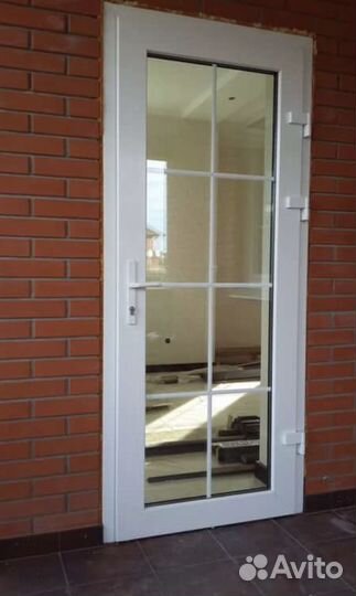 Пластиковые двери