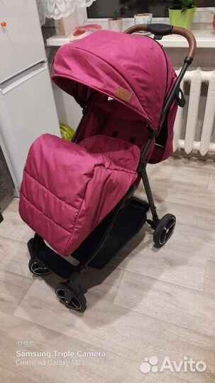 Коляска прогулочная