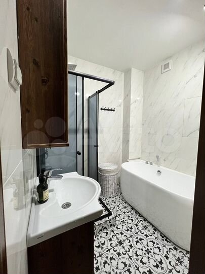 4-к. квартира, 126,6 м², 6/10 эт.