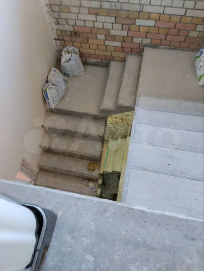 Коттедж 316 м² на участке 10 сот.