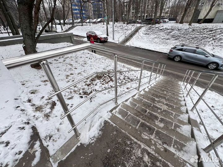 Перила из стали