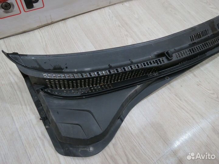 Жабо Hyundai Solaris 2