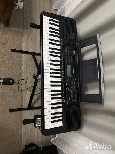 Синтезатор yamaha PSR-E273