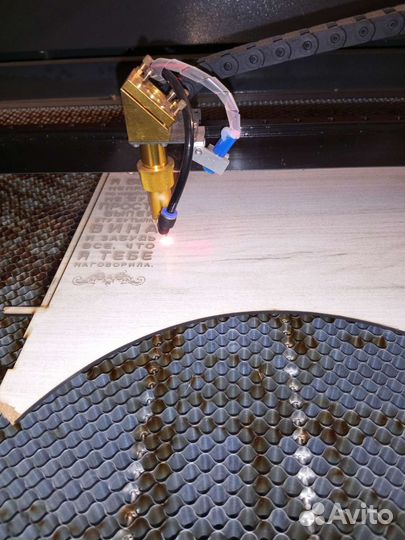 Лазерная резка фанеры, оргстекла и др