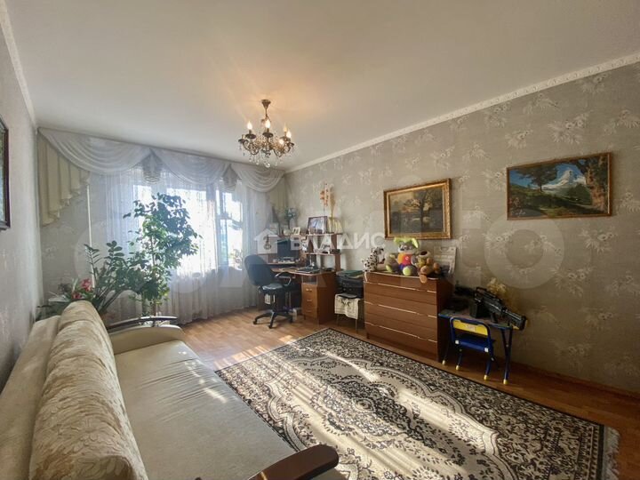 3-к. квартира, 74,8 м², 2/10 эт.