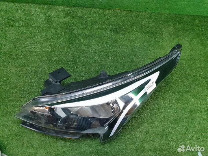 Фара левая Kia Rio
