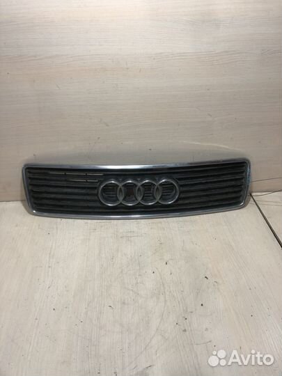 Решетка радиатора audi 100 C4 4A0853651