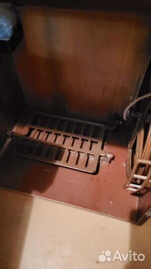 Швейная машина LADA