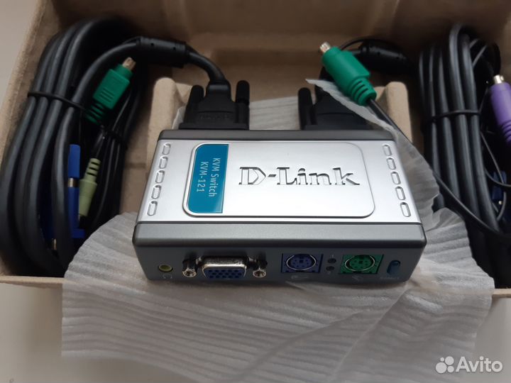 Переключатель D-link KVM-121