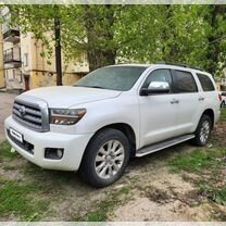 Toyota Sequoia 5.7 AT, 2010, 318 848 км, с пробегом, цена 4 000 000 руб.