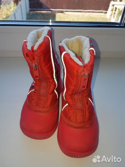 Сапоги для девочки 23