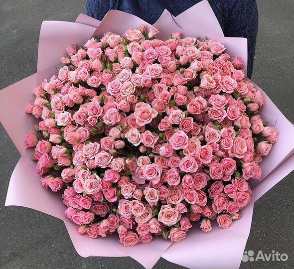 Букеты из кустовых роз