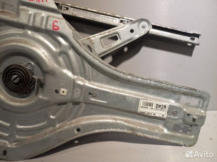 Стеклоподъемник задний правый Hyundai Tucson