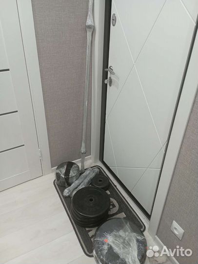 Блины, грифы, гантели, скамейки, стойки