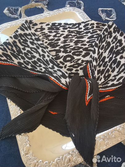 Большой красивый платок Гофре