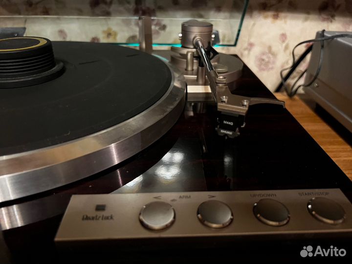 Виниловый проигрыватель Victor QL-Y44F