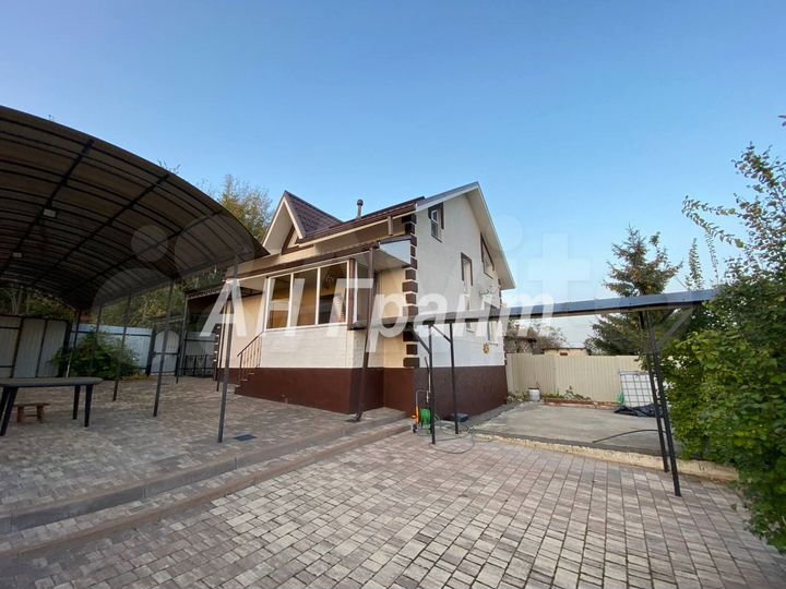 Дом 123 м² на участке 5 сот.