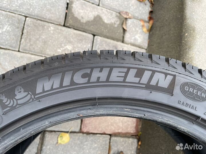 Michelin X-Ice 3 225/45 R18 95H