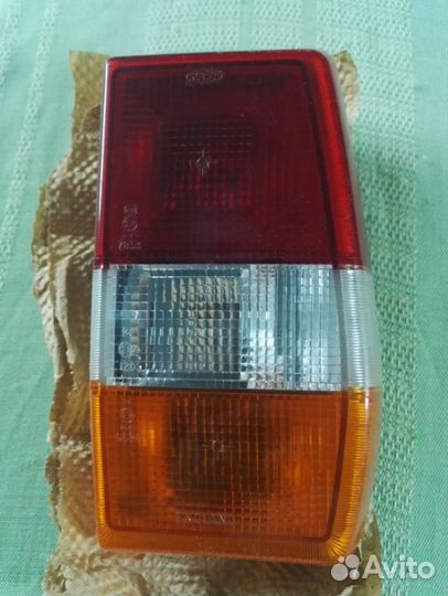 Задний правый фонарь ford fiesta (1983-1989 г.в.)