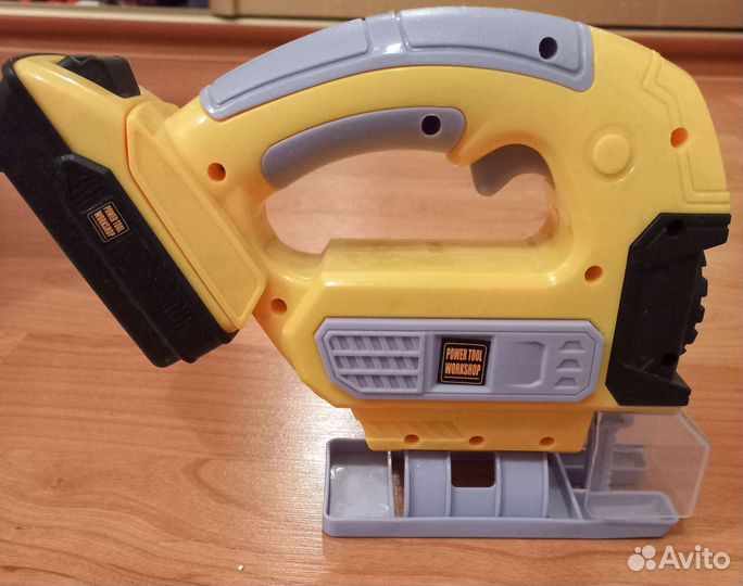 Детский лобзик, бензопила, конструктор