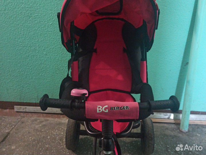 Детский велосипед с ручкой бу