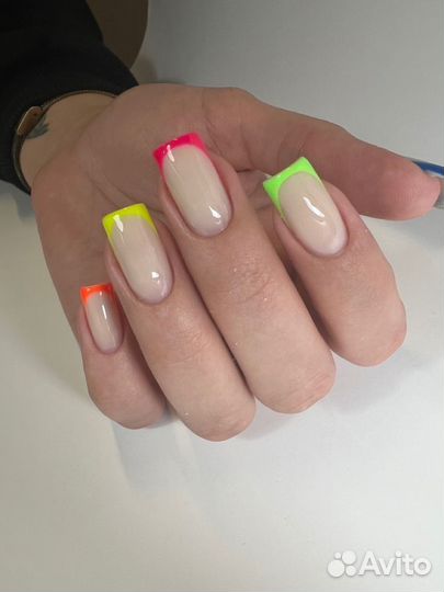 Наращивание ногтей