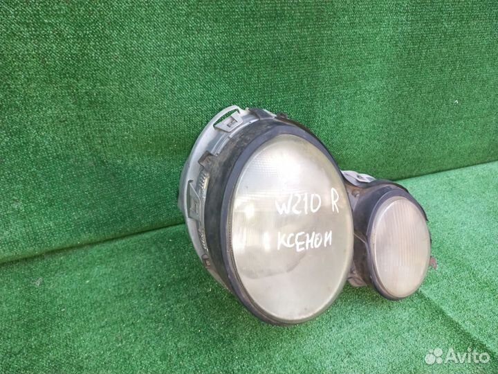 Фара правая ксенон Mercedes E-Class W210