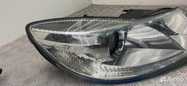 Фара передняя (комплект) Skoda Octavia 1Z2941015F