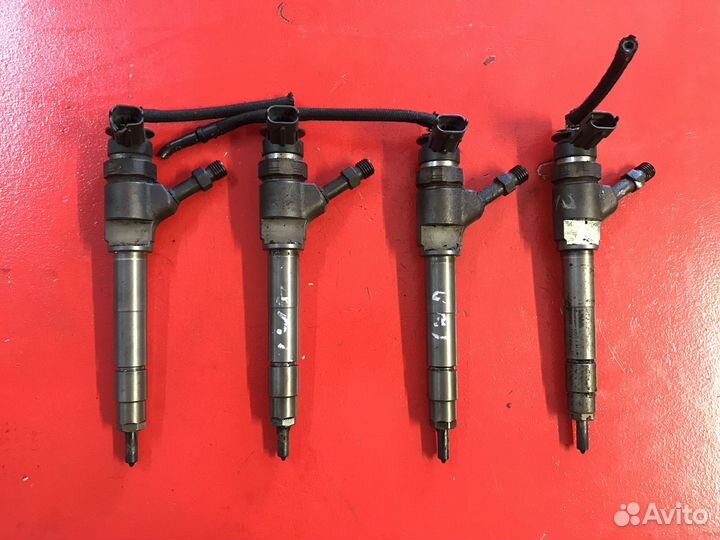 Форсунка Mazda BT-50 Ford Ranger 2.5 wlaa