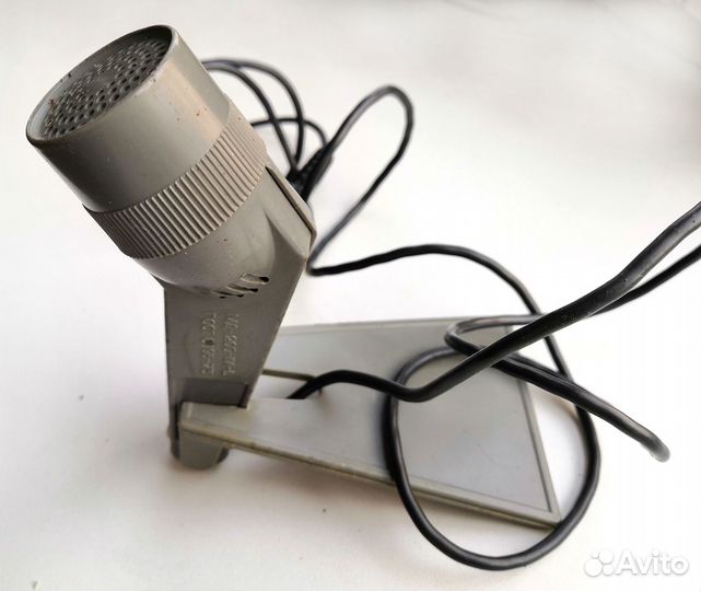 Динамический микрофон мд-200
