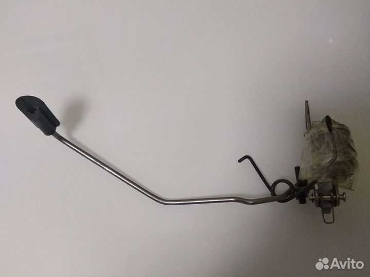 Замок капота на Ваз 2113-14-15